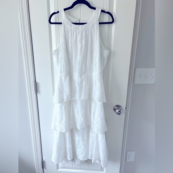 Tommy Hilfiger “Ivy” Embroidered Tiered Dress White Size 14 - Picture 2 of 6